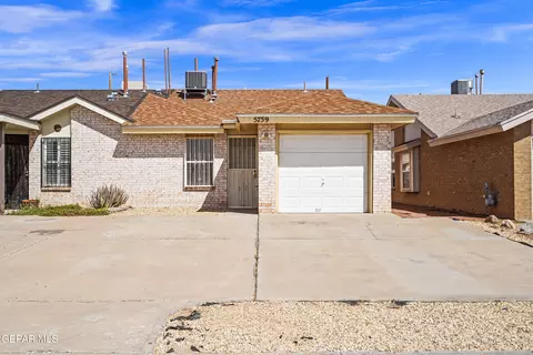 5759 Sean Haggerty Dr #B, El Paso, TX 79924