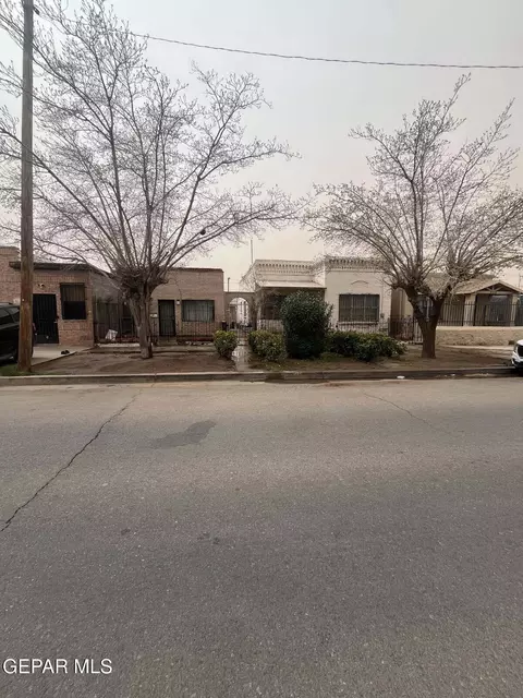 913 St Vrain St, El Paso, TX 79901
