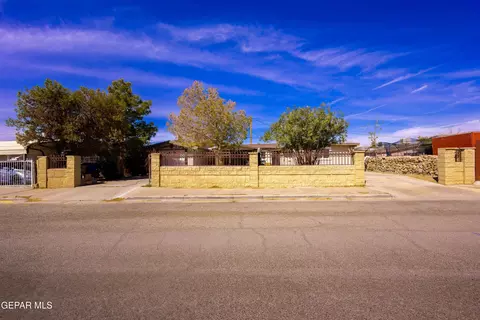 326 Guadalajara Dr #A & B, El Paso, TX 79907