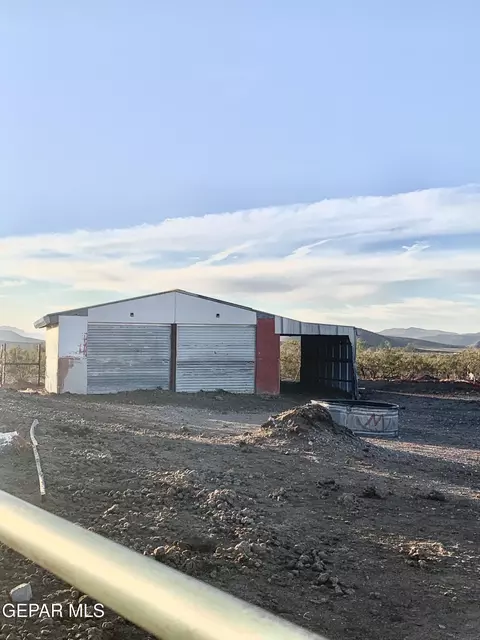 5401 Lituanica St, El Paso, TX 79938