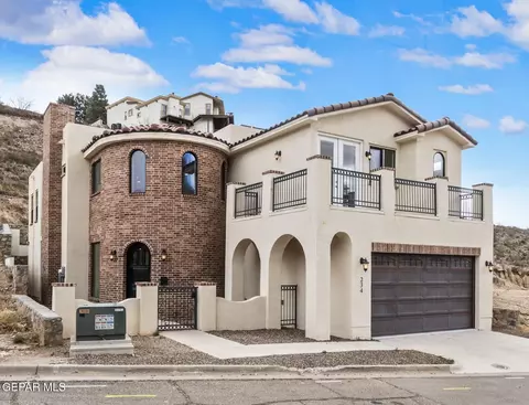 234 Canyon Terrace Dr, El Paso, TX 79902