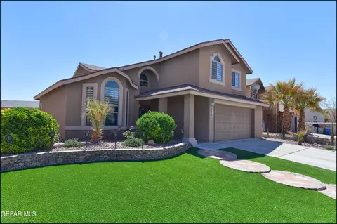 3260 Sunset Point Dr, El Paso, TX 79938