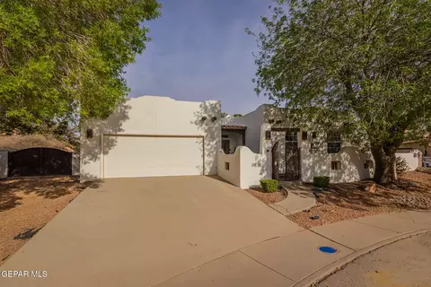 912 Valle Bello Ave, El Paso, TX 79932