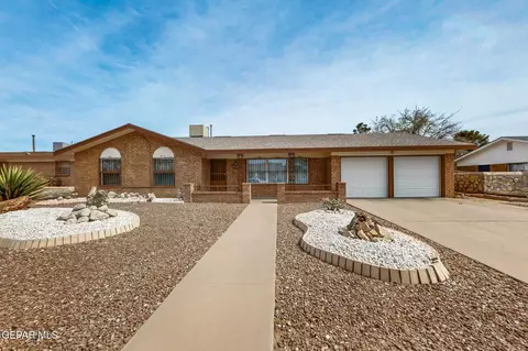 3116 Gaston Dr, El Paso, TX 79935
