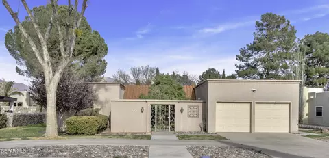 4945 Vista Grande Cir, El Paso, TX 79922
