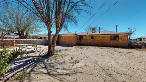 Exterior - 810 Elm St, Anthony, TX 79821 photo 4 of 5