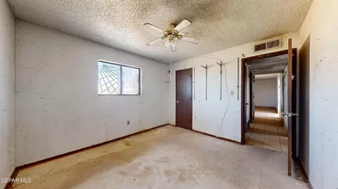 Bedroom - 810 Elm St, Anthony, TX 79821 photo 9 of 9
