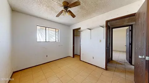 Bedroom - 810 Elm St, Anthony, TX 79821 photo 4 of 9