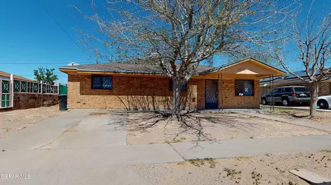 810 Elm St, Anthony, TX 79821