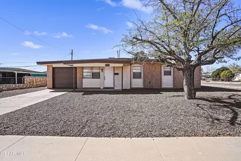 4920 Alps Dr, El Paso, TX 79904