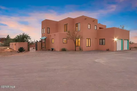 4941 Horse Creek Ln, El Paso, TX 79938