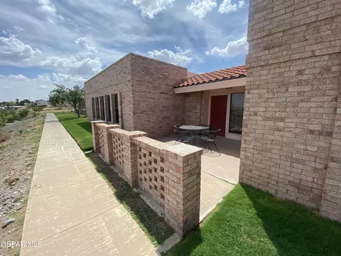 7465 Stoney Hill Dr #11C, El Paso, TX 79904