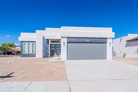 701 Cedarwood Ave, El Paso, TX 79928