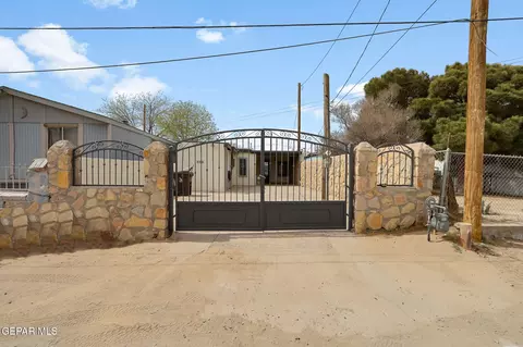 119 Calle Obregon, Sunland Park, NM 88063