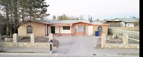 9875 Lilly Dr, El Paso, TX 79927