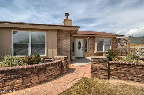 3169 Crazy Horse Dr, El Paso, TX 79936