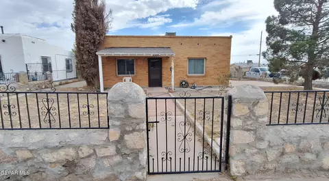 7730 Mazatlan Dr, El Paso, TX 79915