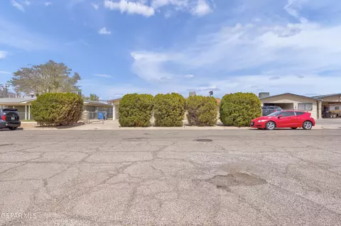 9564 Blue Wing Dr, El Paso, TX 79924