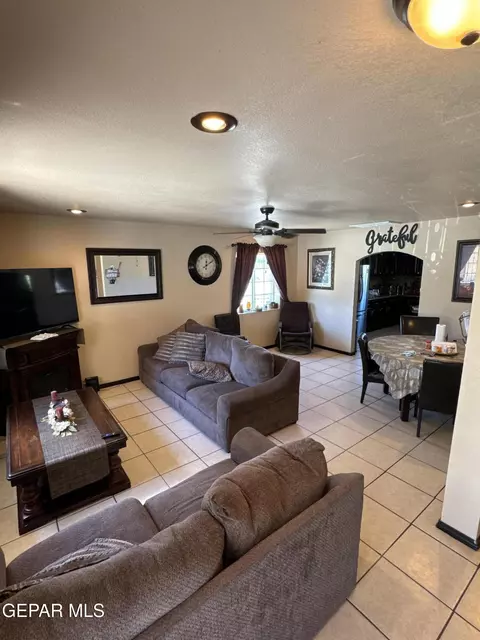 Living - 121 Compa Dr, Tornillo, TX 79853 photo 1 of 3