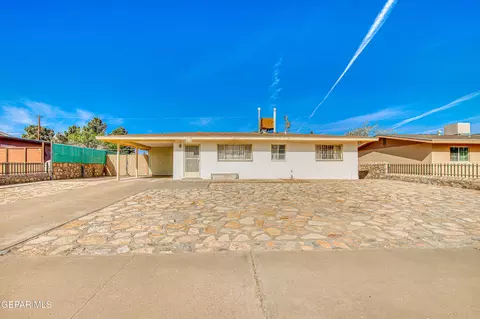 2629 Berwick Rd, El Paso, TX 79925