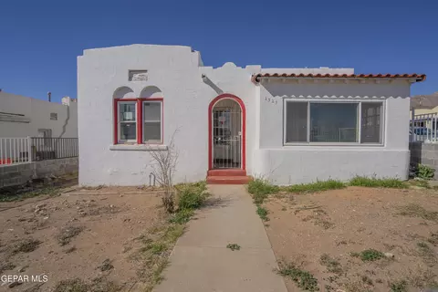 2321 N Piedras St, El Paso, TX 79930
