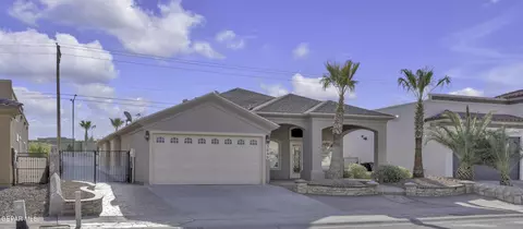 3040 Cascade Point Dr, El Paso, TX 79938