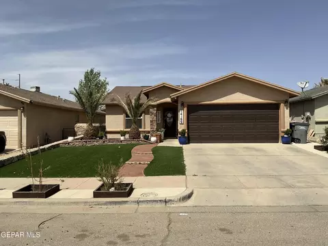 14189 Ranier Point Dr, El Paso, TX 79938