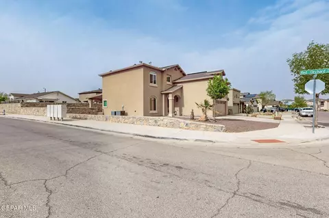 13101 Mystic Path Dr, El Paso, TX 79938