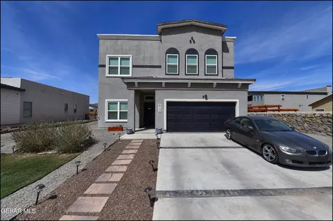 913 Abe Goldberg Dr, El Paso, TX 79932
