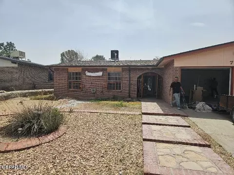 7748 Iroquois Dr, El Paso, TX 79912