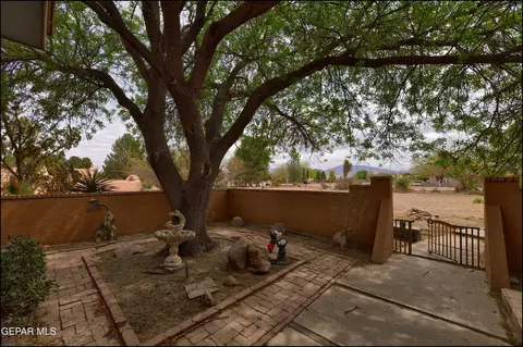 Exterior - 29 Cielo Vis, Anthony, NM 88021 photo 7 of 19