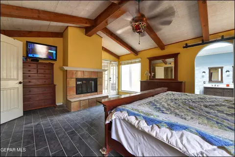 Bedroom - 29 Cielo Vis, Anthony, NM 88021 photo 2 of 5