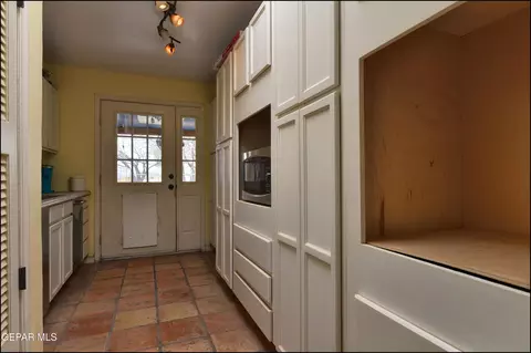 Kitchen - 29 Cielo Vis, Anthony, NM 88021 photo 4 of 4