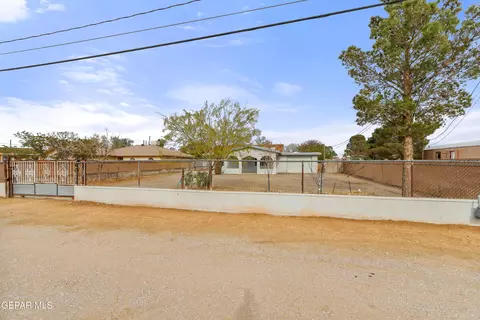 516 Agua Clara St, El Paso, TX 79928