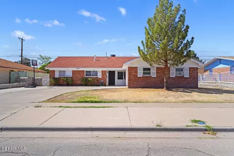 9954 Lockerbie Ave, El Paso, TX 79925