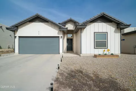 916 Greenbury Pl, El Paso, TX 79928