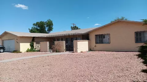 8808 Cosmos Ave, El Paso, TX 79925