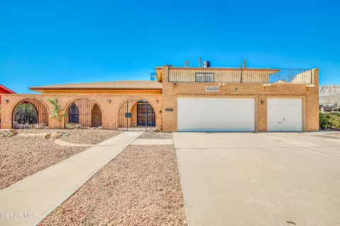 9478 E B Taulbee Dr, El Paso, TX 79924