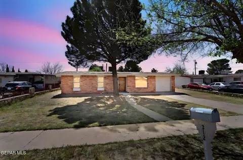 312 Fair Lawn Ln, El Paso, TX 79922