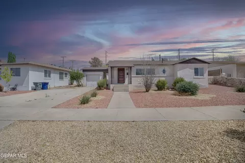 3222 N Stanton St, El Paso, TX 79902