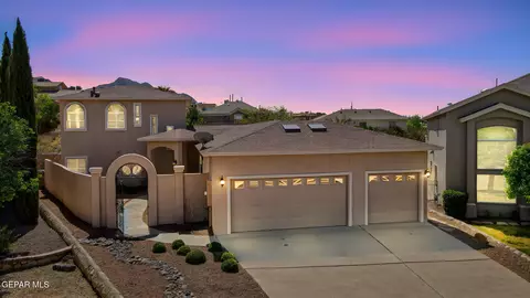 924 Via Descanso Dr, El Paso, TX 79912