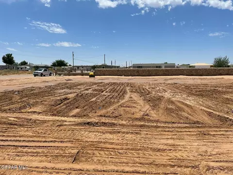14841 Dequincy St, El Paso, TX 79928
