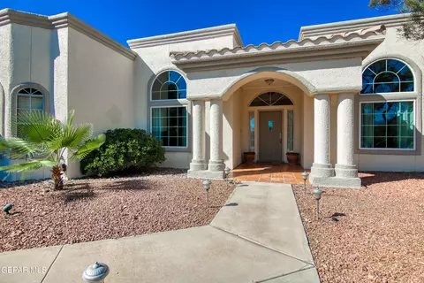 4065 Appaloosa Dr, Santa Teresa, NM 88008