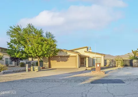 5866 Oleaster Dr, El Paso, TX 79932