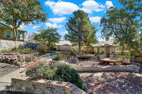652 Copperfield Ln, El Paso, TX 79912