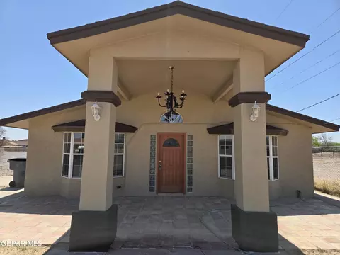 8870 Harding Way, El Paso, TX 79907