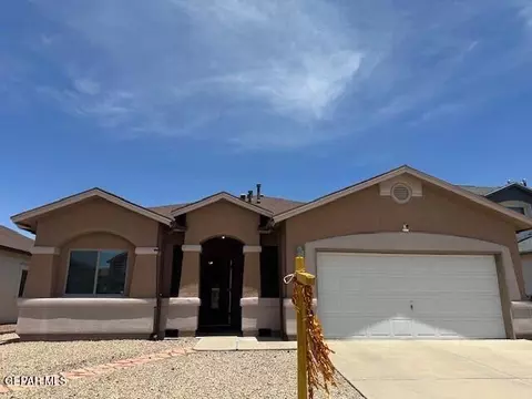 14325 Coyote Trl, El Paso, TX 79938