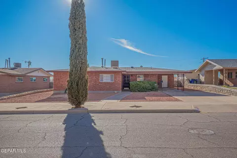 6049 Isabella Dr, El Paso, TX 79912