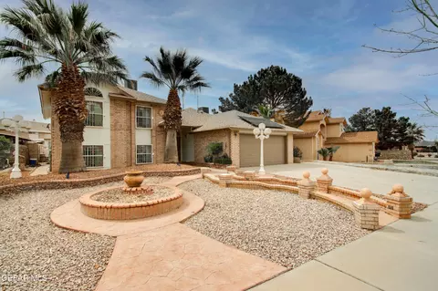 2025 Desert Sun Dr, El Paso, TX 79938
