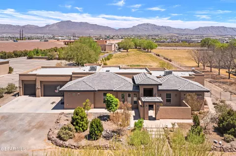 6164 Strahan Rd, El Paso, TX 79932